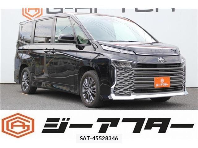 Toyota VOXY 2023-05 7621189-0