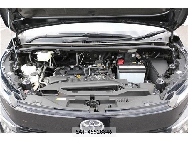 Toyota VOXY 2023-05 7621189-20
