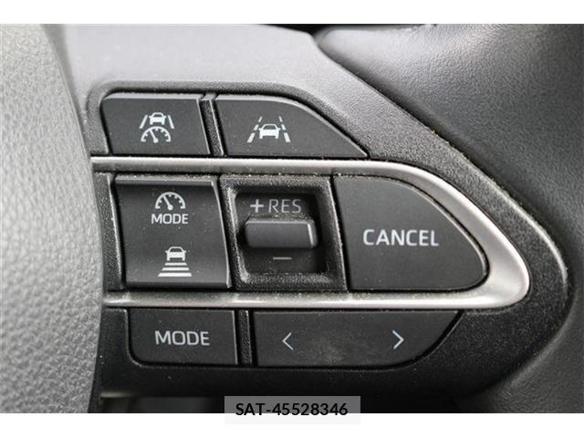 Toyota VOXY 2023-05 7621189-4