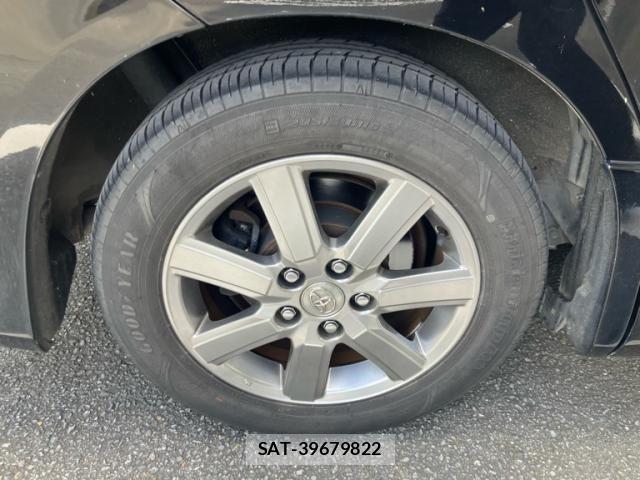 Toyota VOXY 2010-04 7621258-9