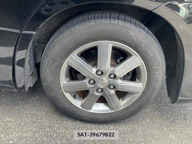 Toyota VOXY 2010-04 7621258-6
