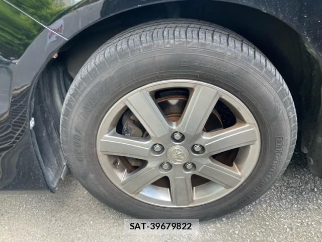 Toyota VOXY 2010-04 7621258-7