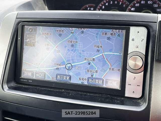 Toyota VOXY 2011-12 7621244-6