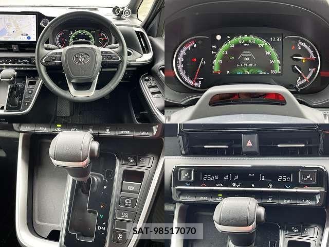 Toyota VOXY 2022-09 7621177-3