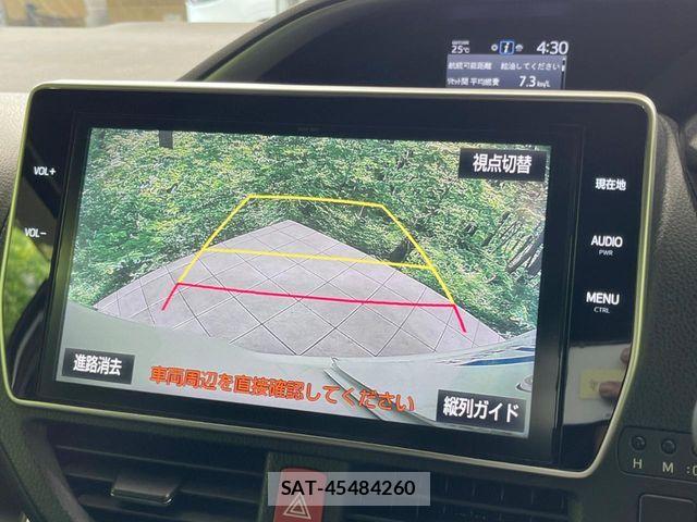 Toyota VOXY 2018-03 7621191-3