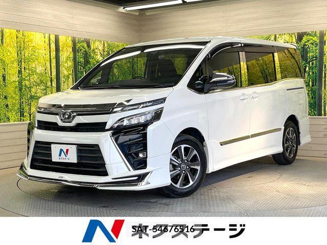Toyota VOXY 2018-02 7621195-0
