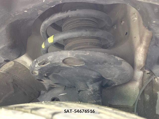 Toyota VOXY 2018-02 7621195-17