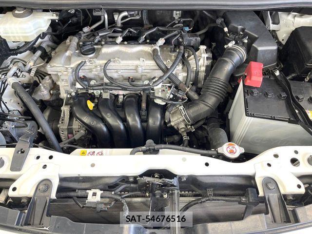 Toyota VOXY 2018-02 7621195-19