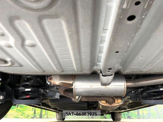 Toyota VOXY 2019-09 7621221-18