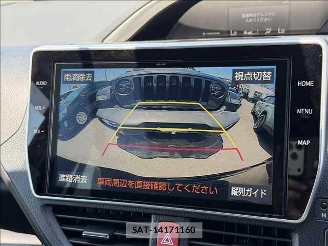 Toyota VOXY 2021-02 7621192-17