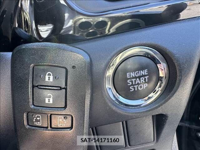 Toyota VOXY 2021-02 7621192-20