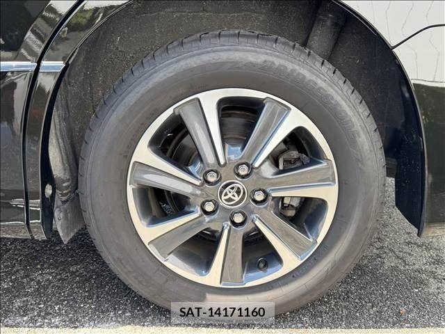 Toyota VOXY 2021-02 7621192-7