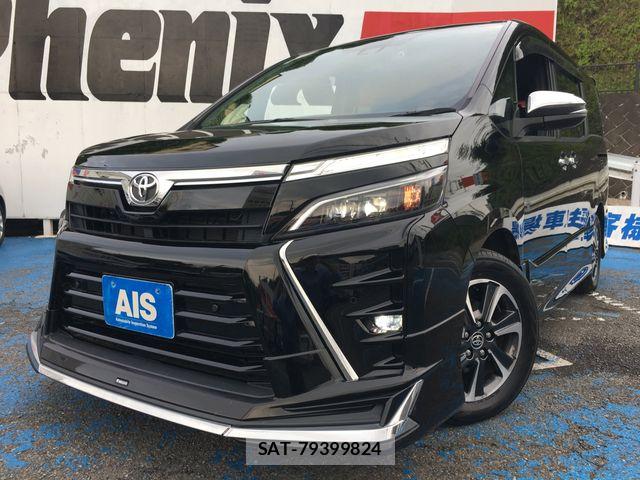 Toyota VOXY 2021-03 7621207-1