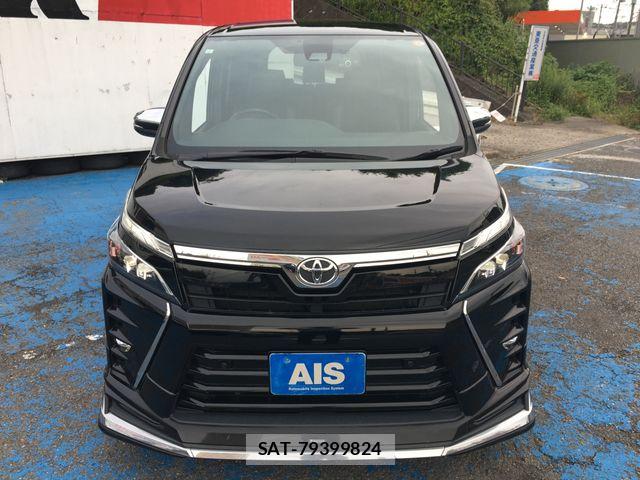 Toyota VOXY 2021-03 7621207-2