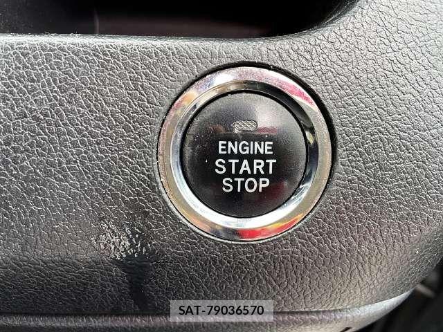 Toyota VOXY 2011-08 7621245-4