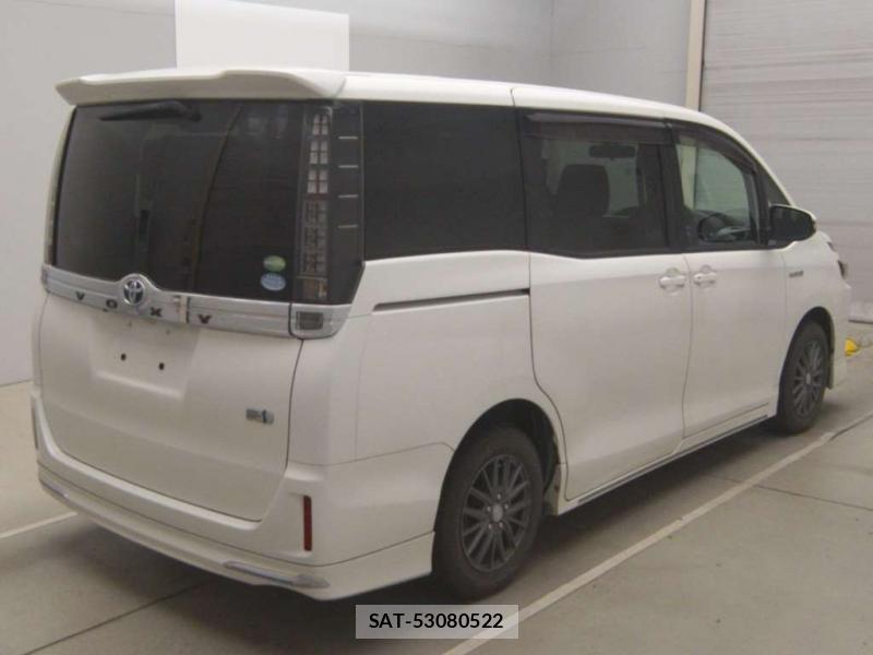 Toyota VOXY 2014-08 7703072-1