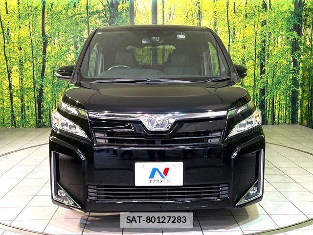 Toyota VOXY 2018-08 7730611-13