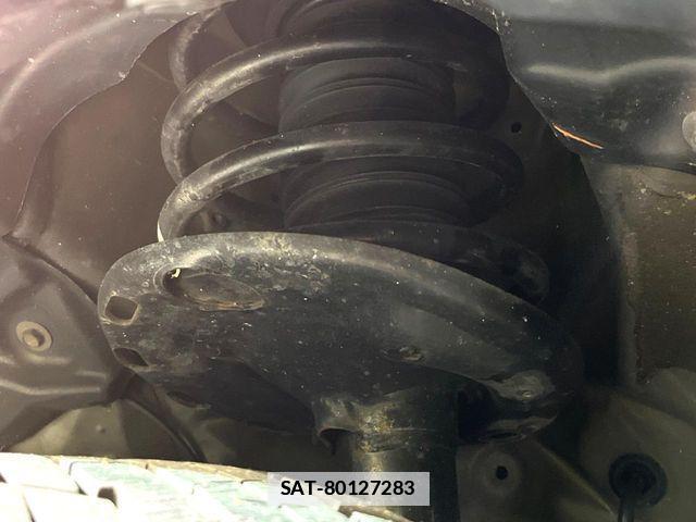 Toyota VOXY 2018-08 7730611-19