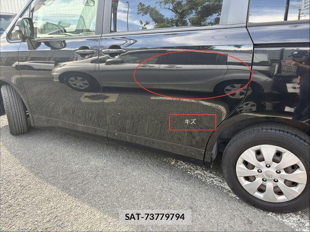 Toyota VOXY 2011-06 7730631-14