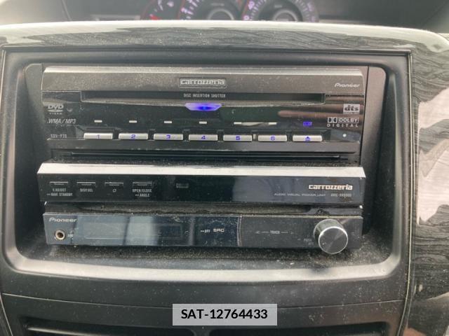 Toyota VOXY 2008-06 7730640-11