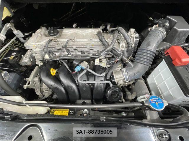 Toyota VOXY 2012-07 7730620-17