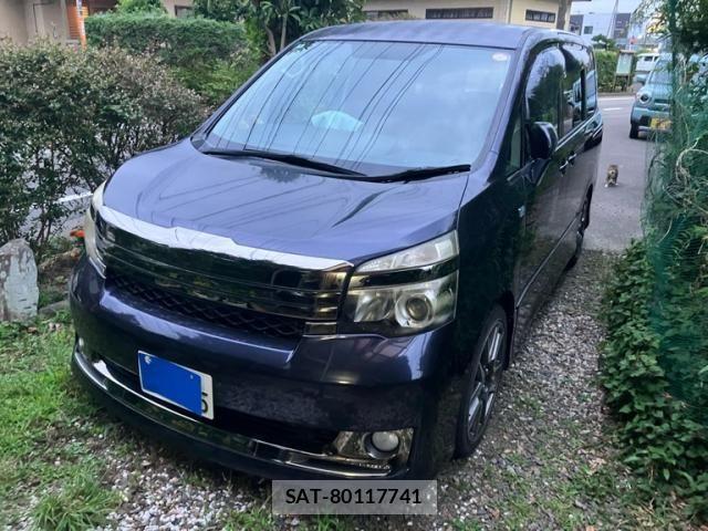 Toyota VOXY 2012-04 7730621-3