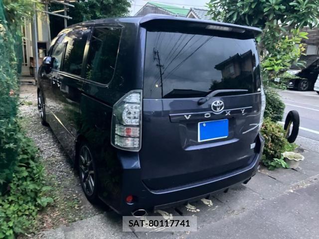 Toyota VOXY 2012-04 7730621-4