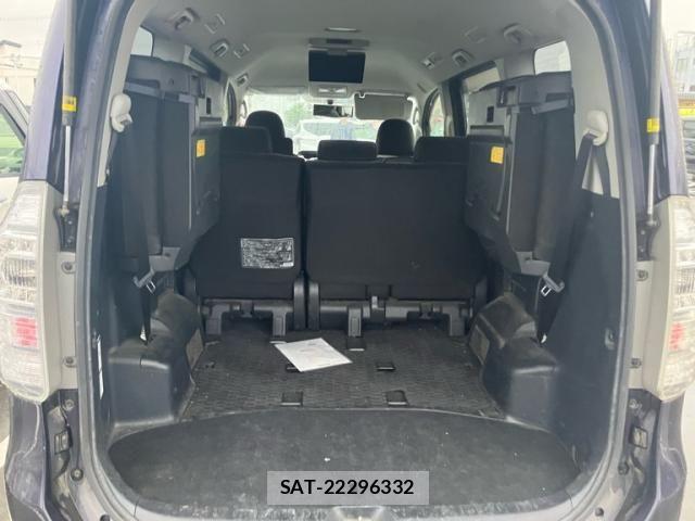 Toyota VOXY 2013-04 7730634-9