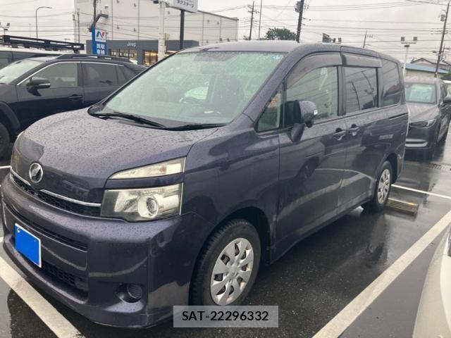 Toyota VOXY 2013-04 7730634-2