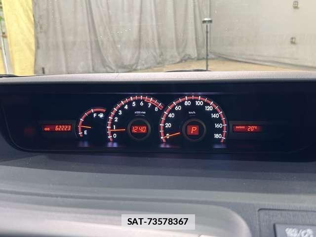 Toyota VOXY 2012-01 7790321-10