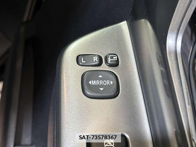 Toyota VOXY 2012-01 7790321-15
