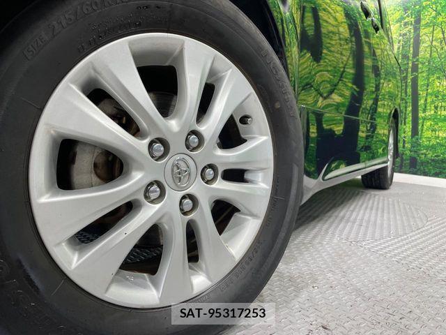 Toyota VOXY 2013-03 7790314-12