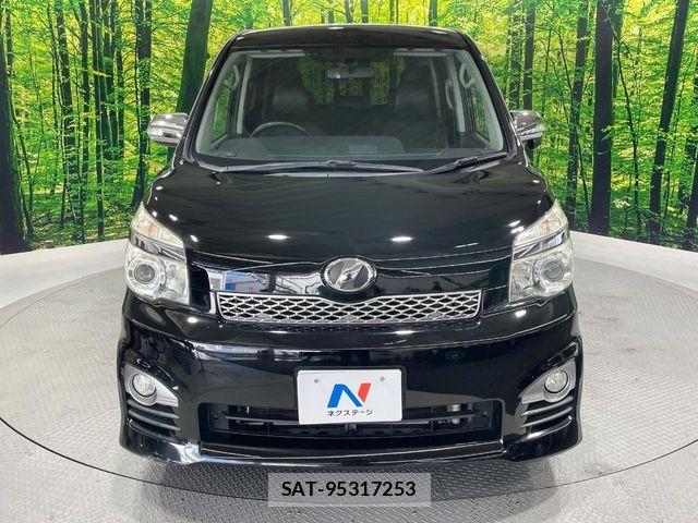 Toyota VOXY 2013-03 7790314-13