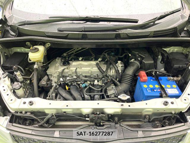 Toyota VOXY 2013-10 7790309-18