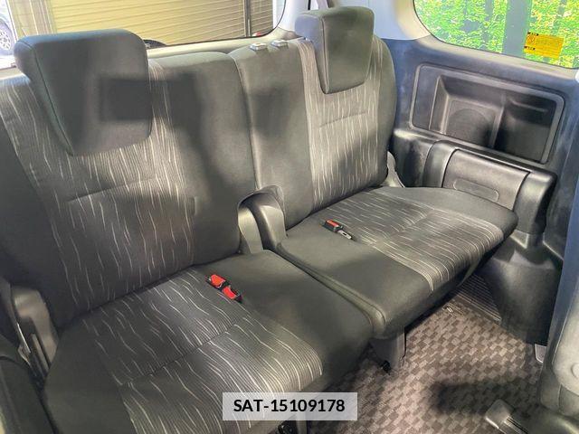Toyota VOXY 2012-09 7790325-9