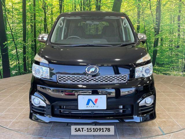 Toyota VOXY 2012-09 7790325-14