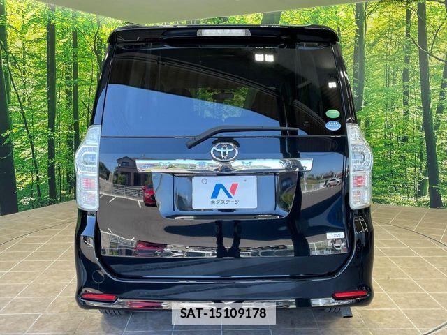 Toyota VOXY 2012-09 7790325-15