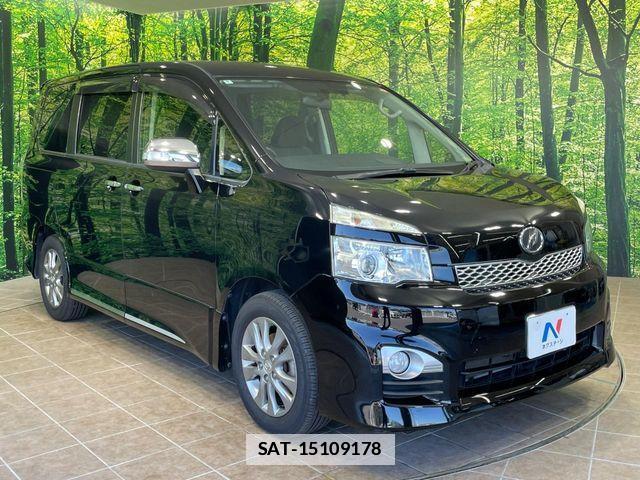 Toyota VOXY 2012-09 7790325-16