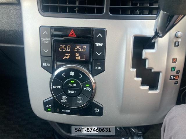 Toyota VOXY 2012-07 7790298-10