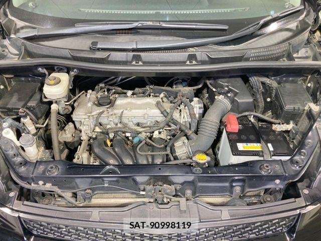 Toyota VOXY 2012-01 7790308-17