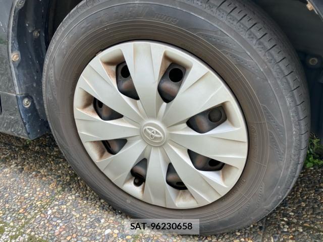 Toyota VOXY 2014-10 7790318-8