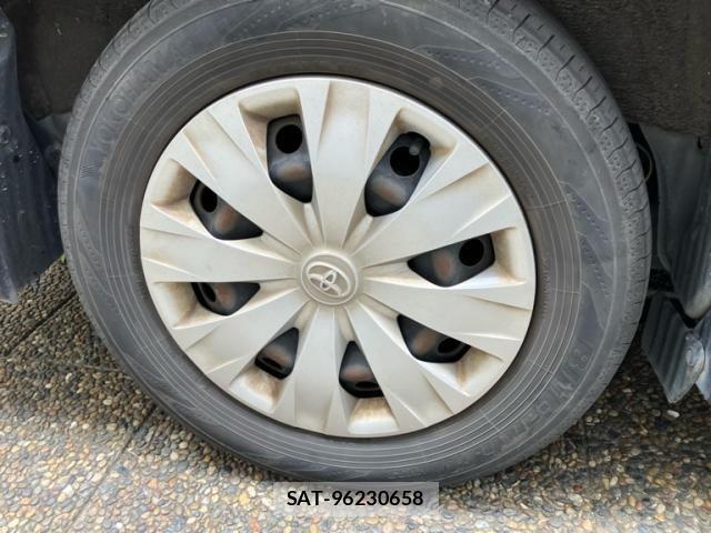 Toyota VOXY 2014-10 7790318-9