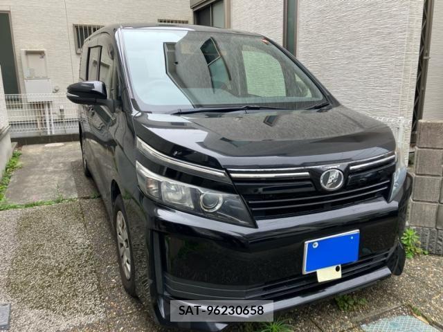 Toyota VOXY 2014-10 7790318-1