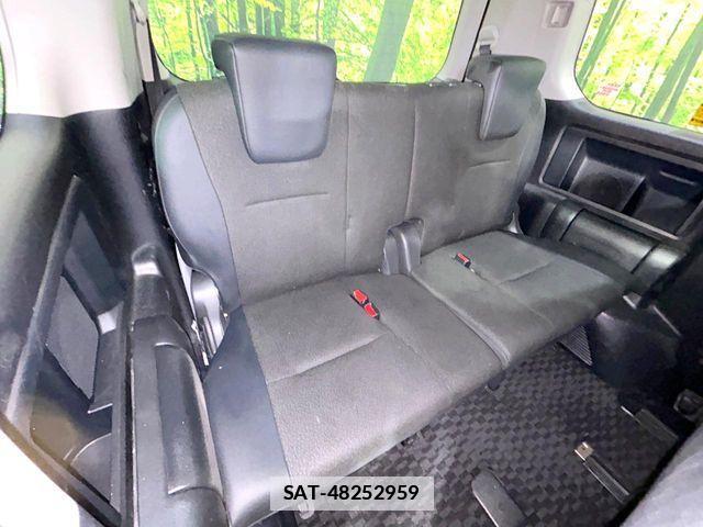 Toyota VOXY 2012-10 7790306-10