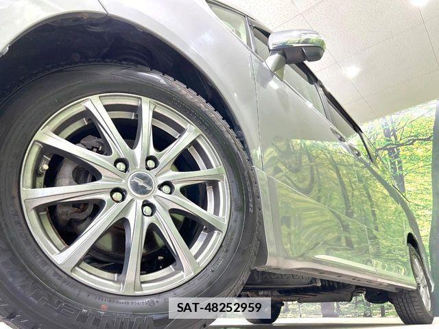 Toyota VOXY 2012-10 7790306-13