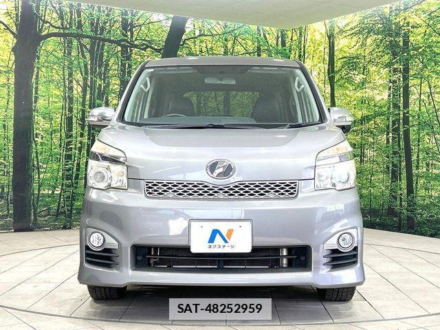 Toyota VOXY 2012-10 7790306-14