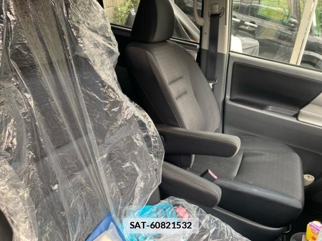 Toyota VOXY 2009-06 7790301-11