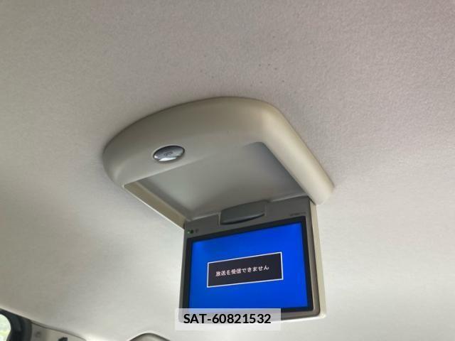 Toyota VOXY 2009-06 7790301-19