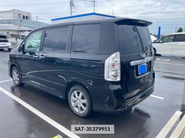 Toyota VOXY 2008-07 7790304-1