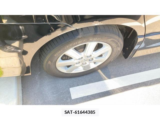 Toyota VOXY 2007-09 7790302-4
